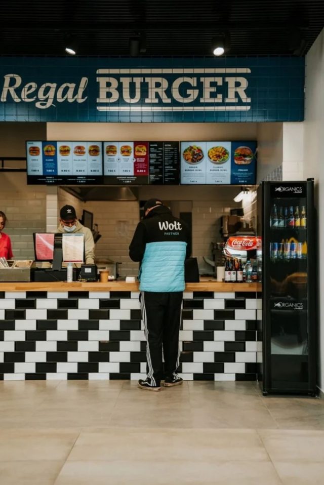 Donáška Regal Burger